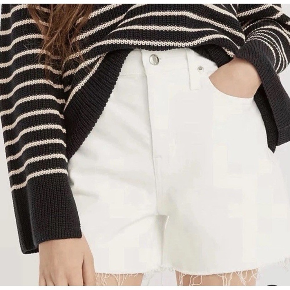 EUC J. Crew High-rise Denim Short WHITE 29 Zip Fray Hem 4" Inseam Stretch